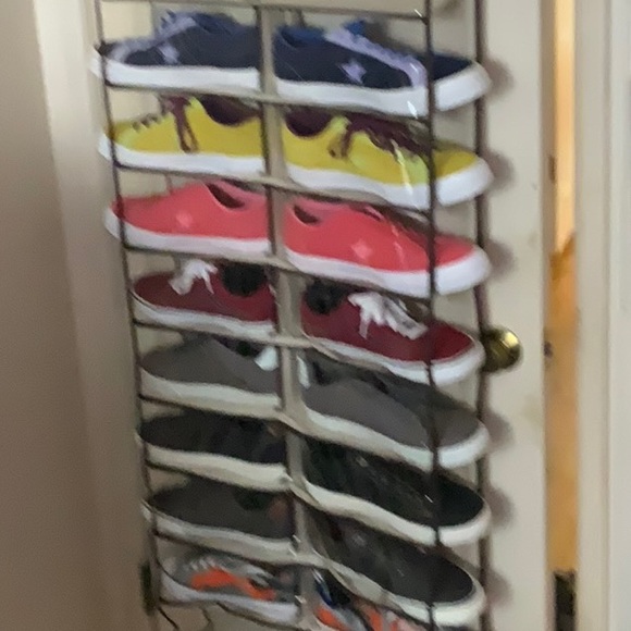 Meet your Posher, Dennis - Picture 8 of 8